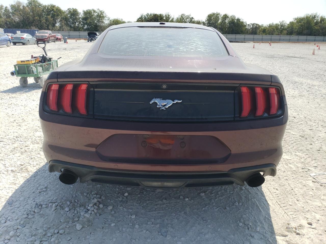 2018 Ford Mustang VIN: 1FA6P8TH3J5137935 Lot: 76810214