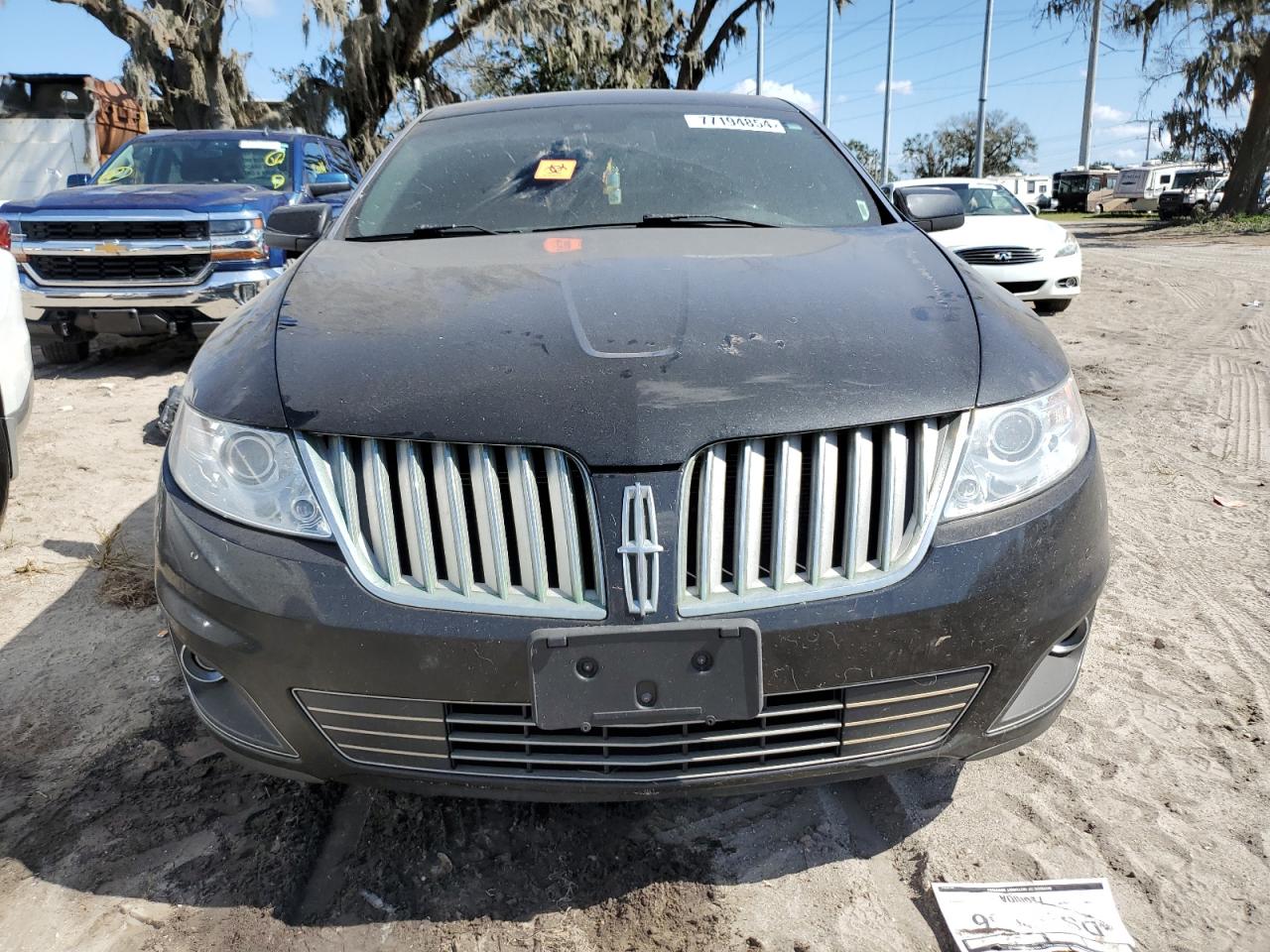 2010 Lincoln MKS - Image 5