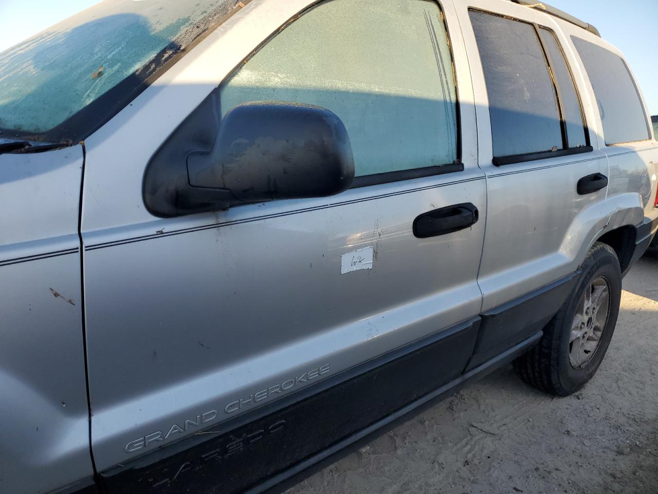 2003 Jeep Grand Cherokee - Image 13