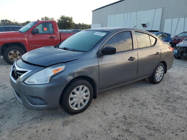  NISSAN VERSA 2018 Szary