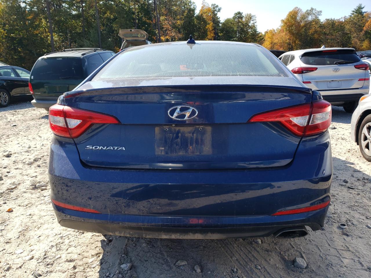 2015 Hyundai Sonata Se VIN: 5NPE24AF9FH215852 Lot: 75210294