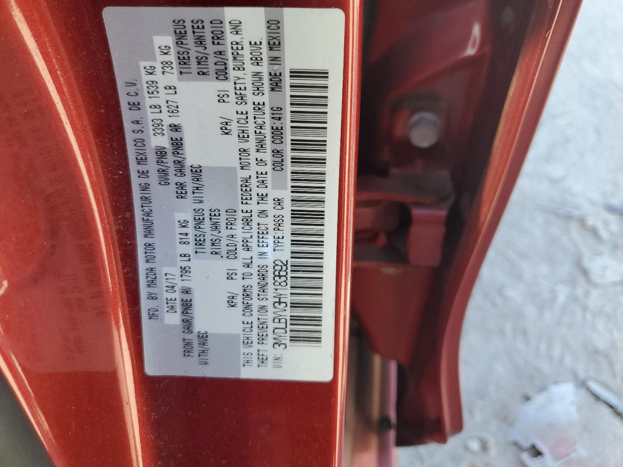2017 Toyota Yaris - Image 12