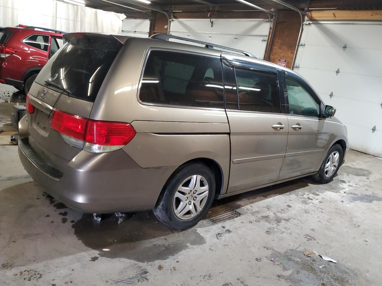 2009 Honda Odyssey Ex VIN: 5FNRL38459B005992 Lot: 74714264