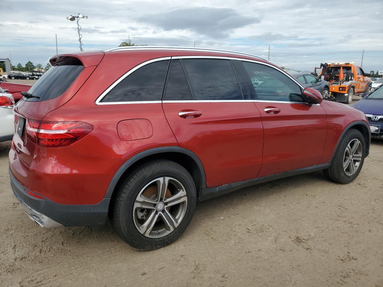 2017 Mercedes-Benz GLC - Image 3