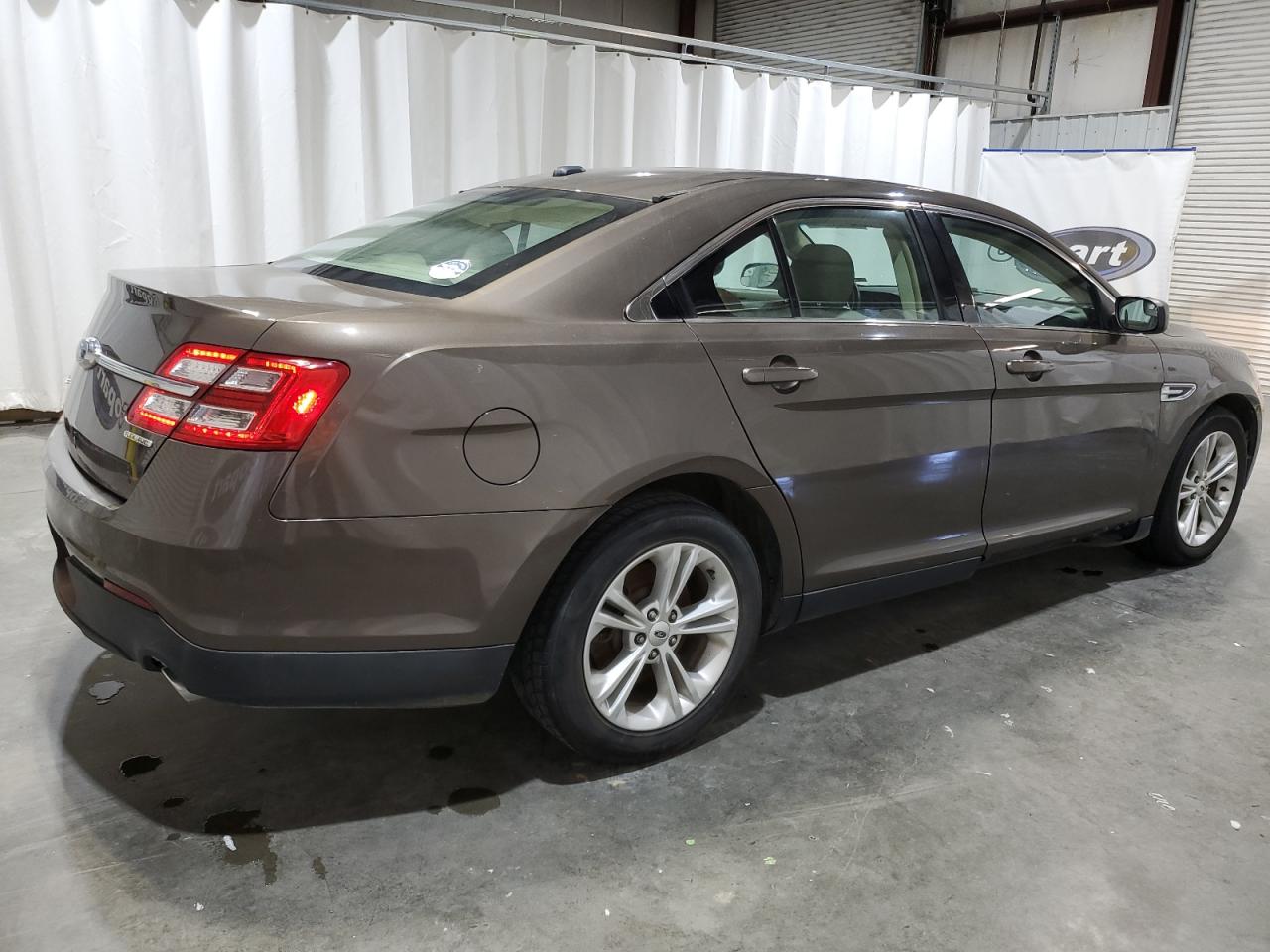 VIN 1FAHP2D88FG177766 2015 FORD TAURUS no.3