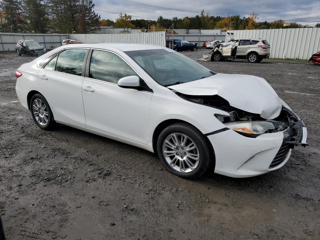 2015 Toyota Camry - Image 4