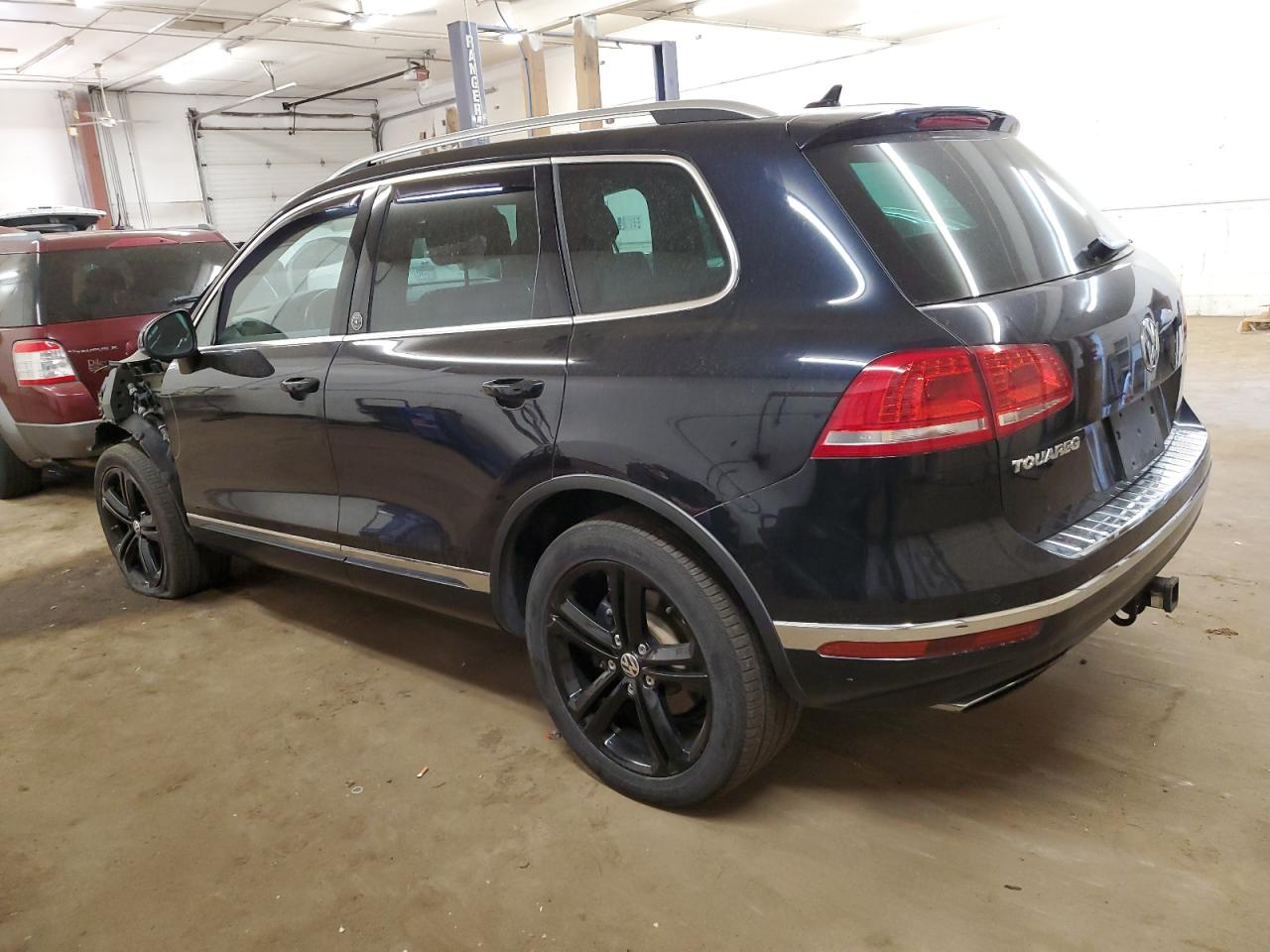 2017 Volkswagen Touareg Wolfsburg VIN: WVGRF7BP3HD006660 Lot: 75219764