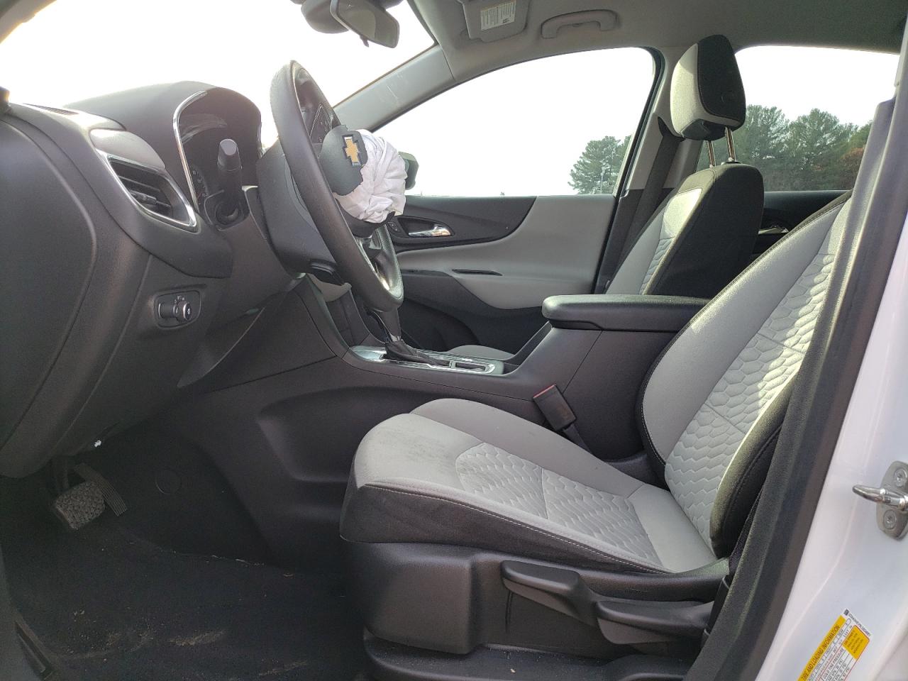 2020 Chevrolet Equinox - Image 7