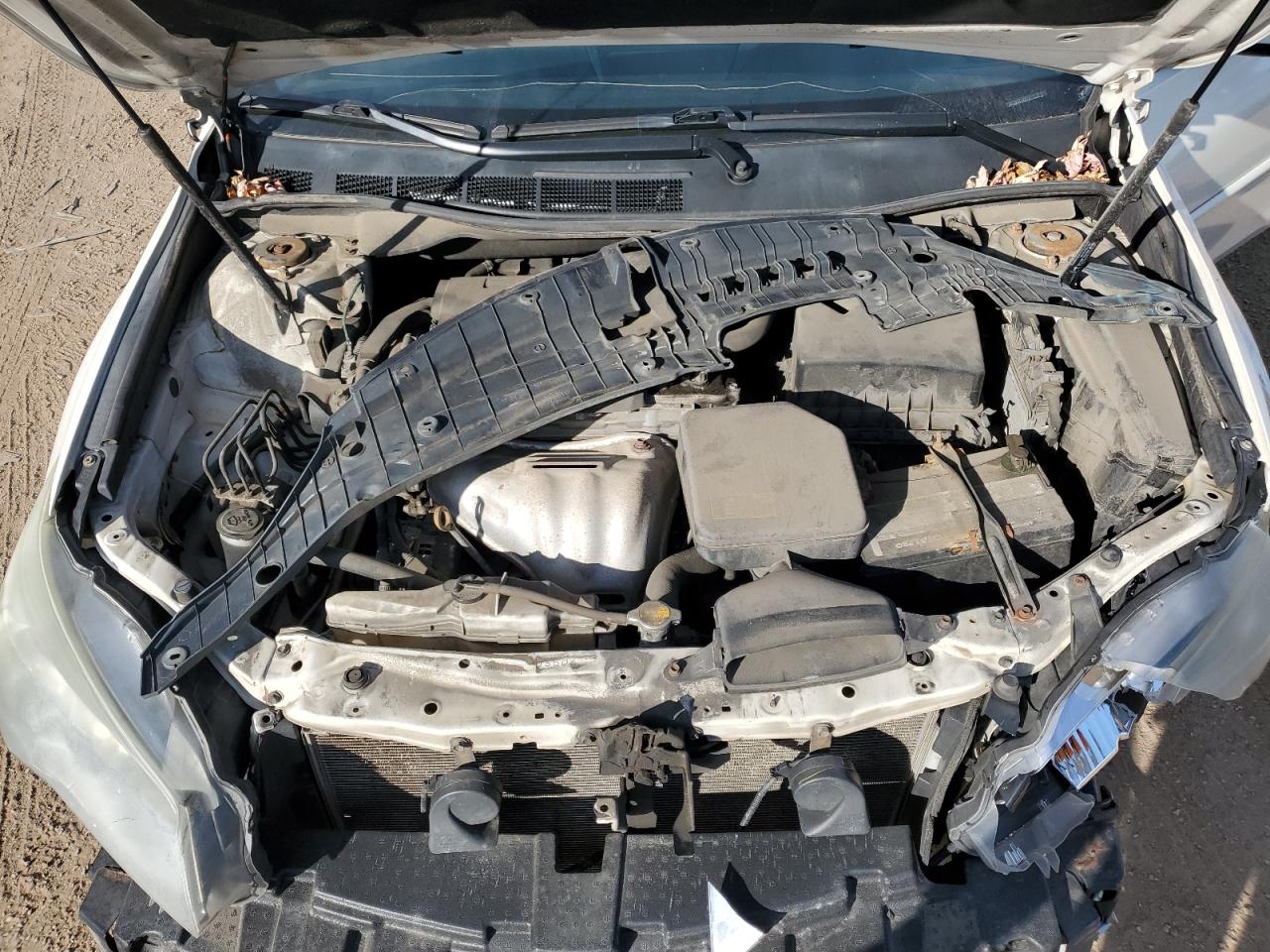 4T1BF1FK0FU483945 2015 Toyota Camry Le