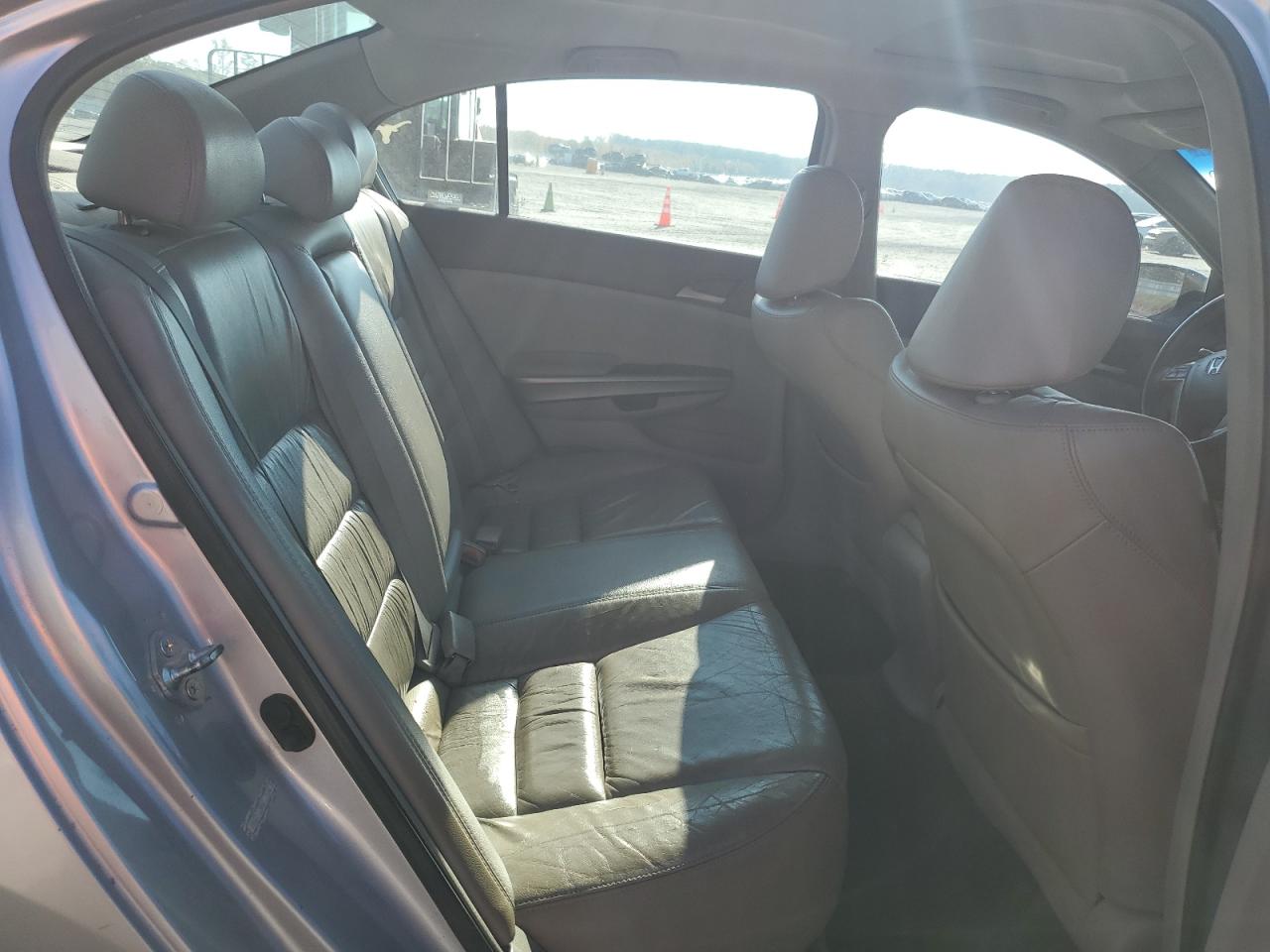 2009 Honda Accord - Image 10