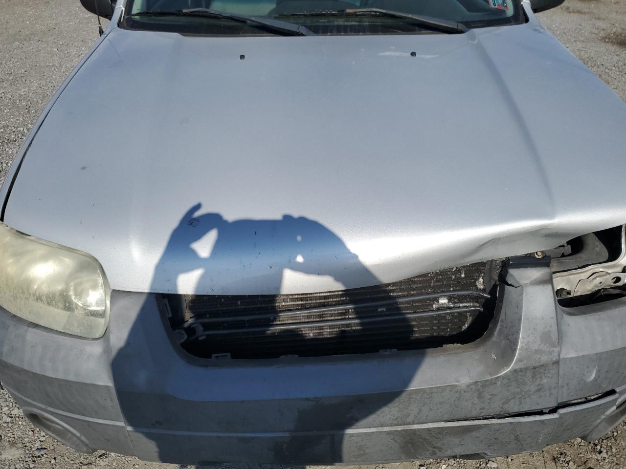 2007 Ford Escape - Image 12