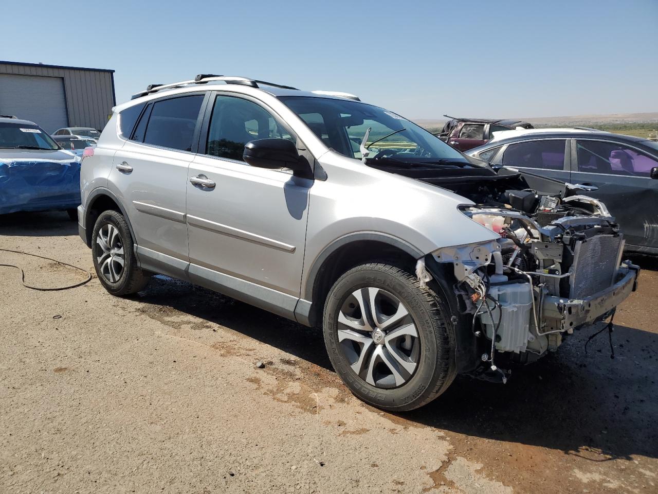 VIN 2T3BFREV4HW591246 2017 TOYOTA RAV4 no.4