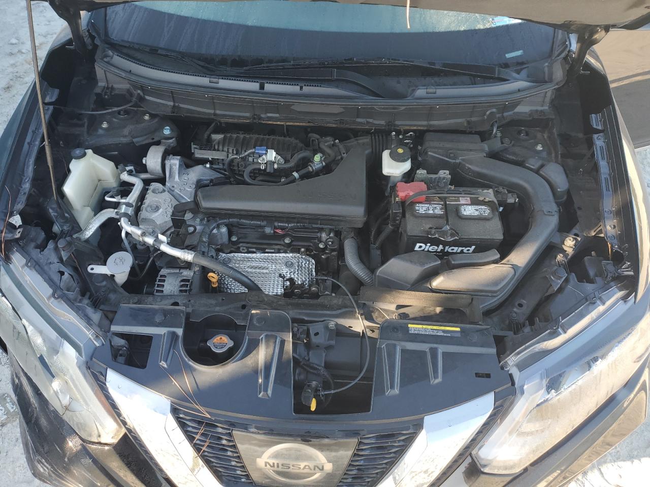 2017 Nissan Rogue - Image 12