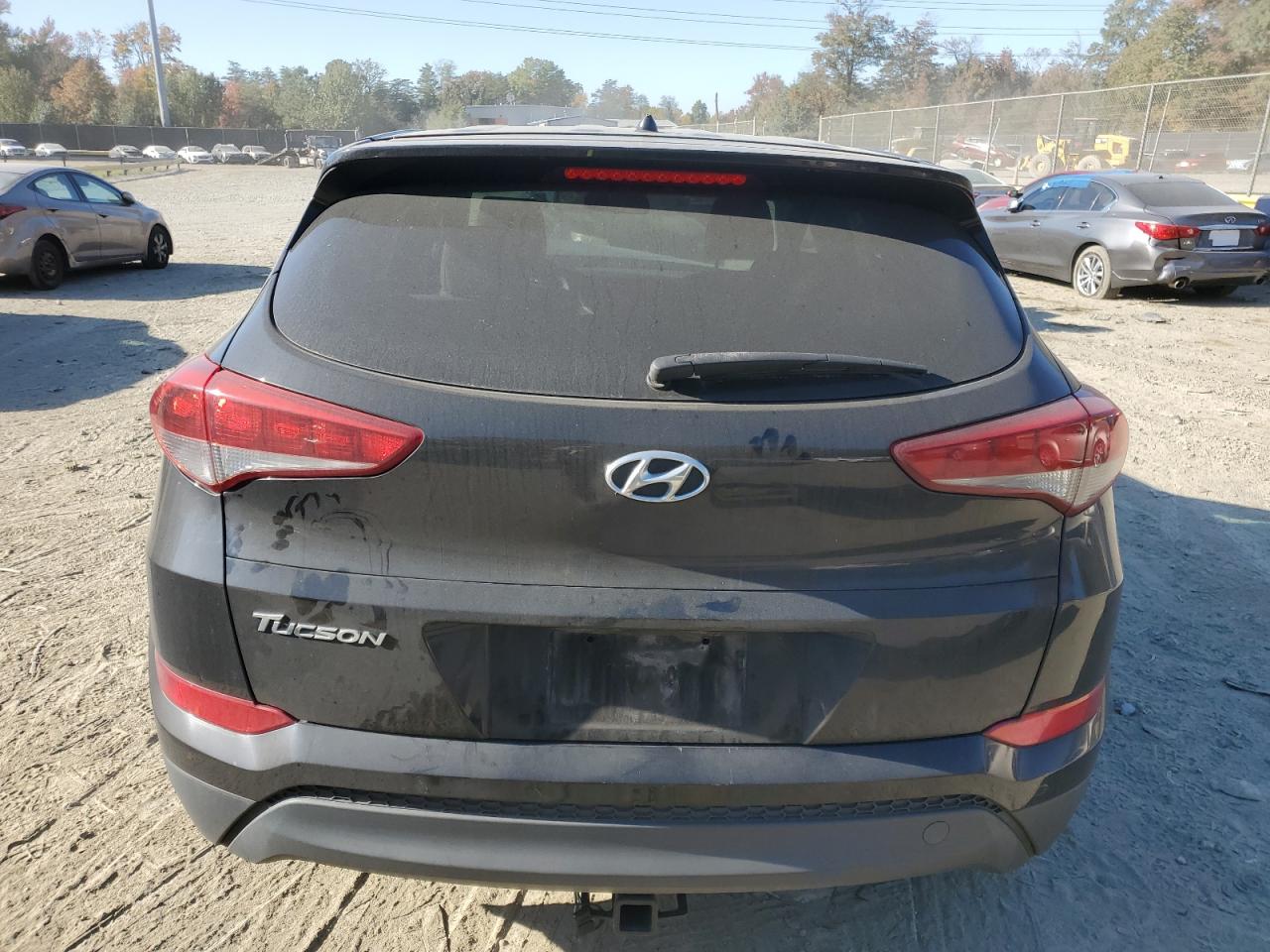 2018 Hyundai Tucson Se VIN: KM8J23A48JU691298 Lot: 76861144