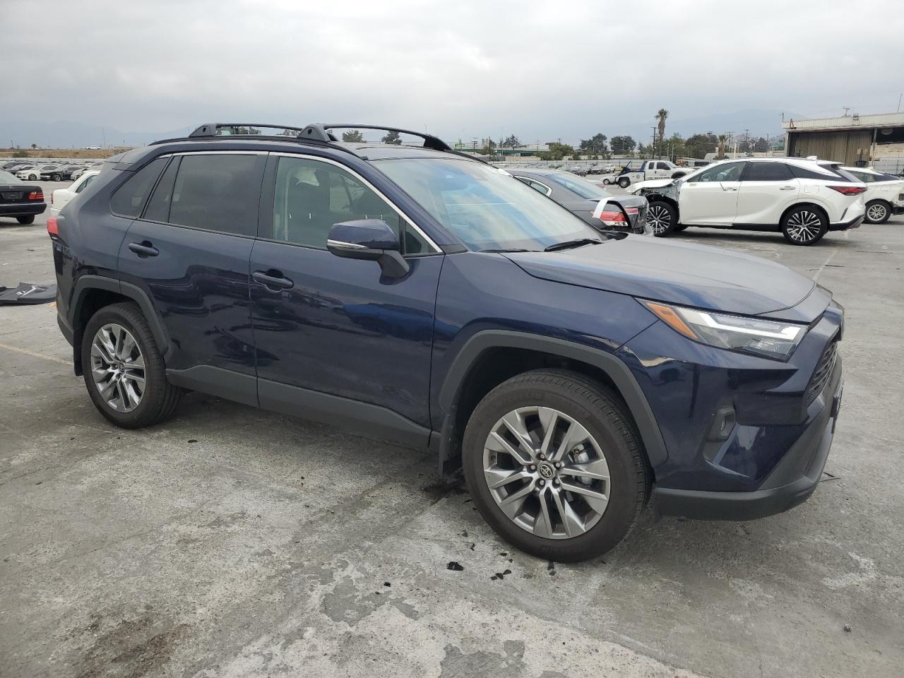 2023 Toyota RAV 4 - Image 4