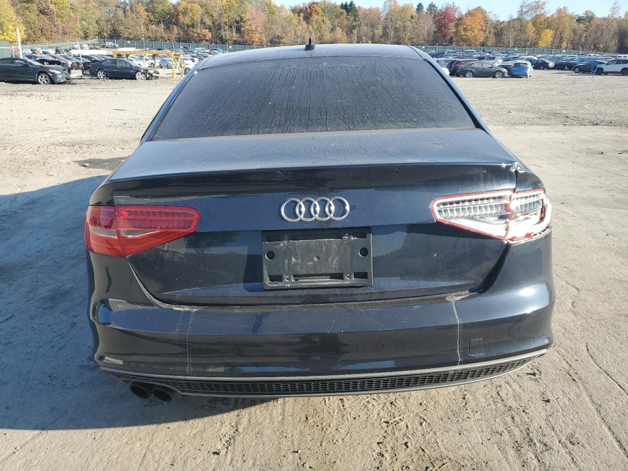 2015 Audi A4 Premium VIN: WAUBFAFL4FN005287 Lot: 76800004