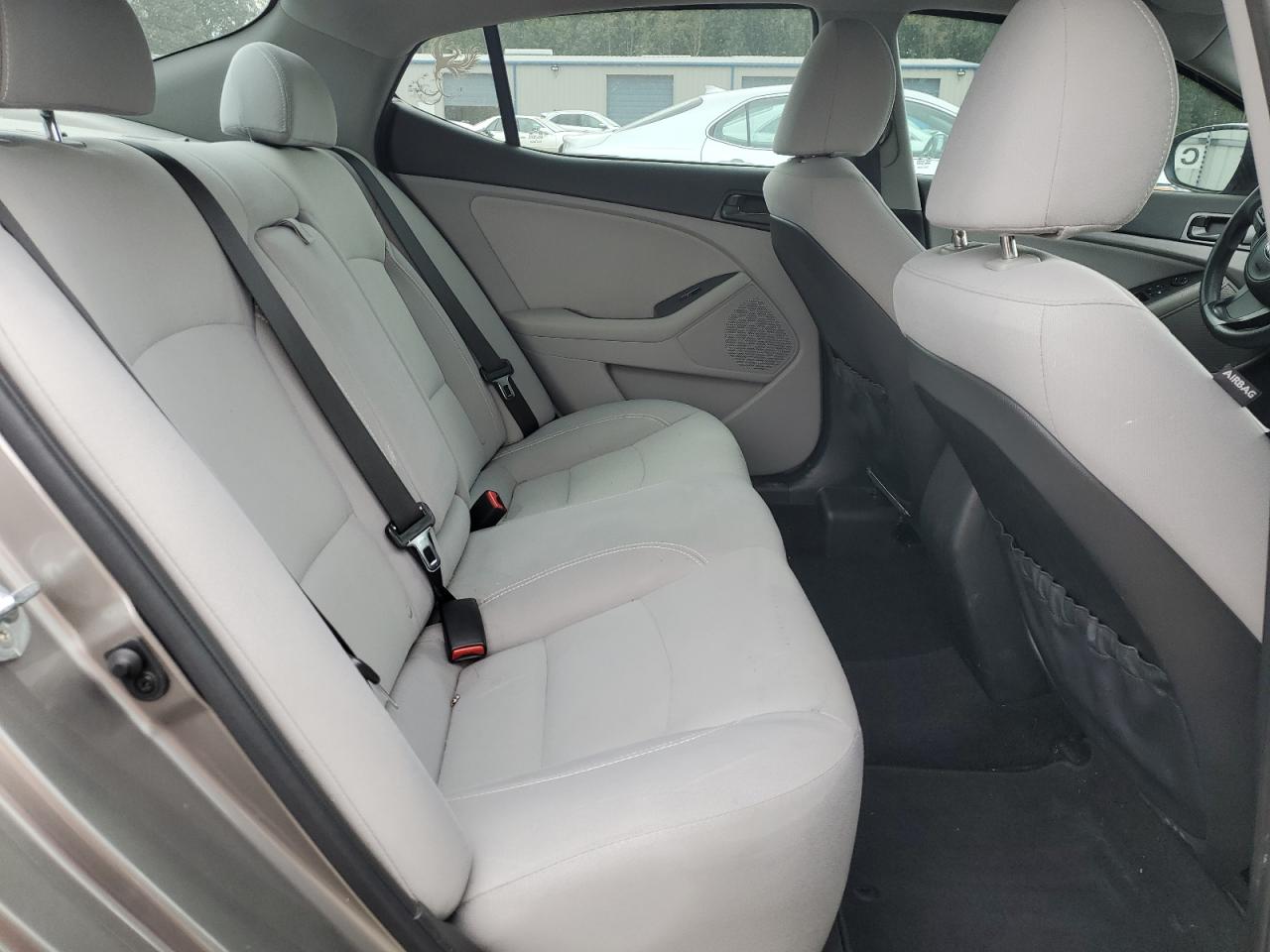 2015 Kia Optima - Image 11