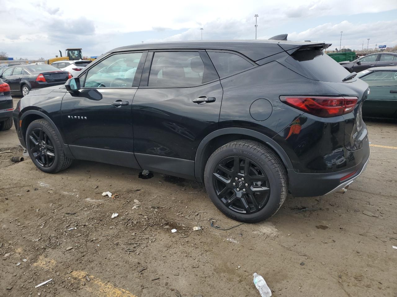2023 Chevrolet Blazer - Image 2