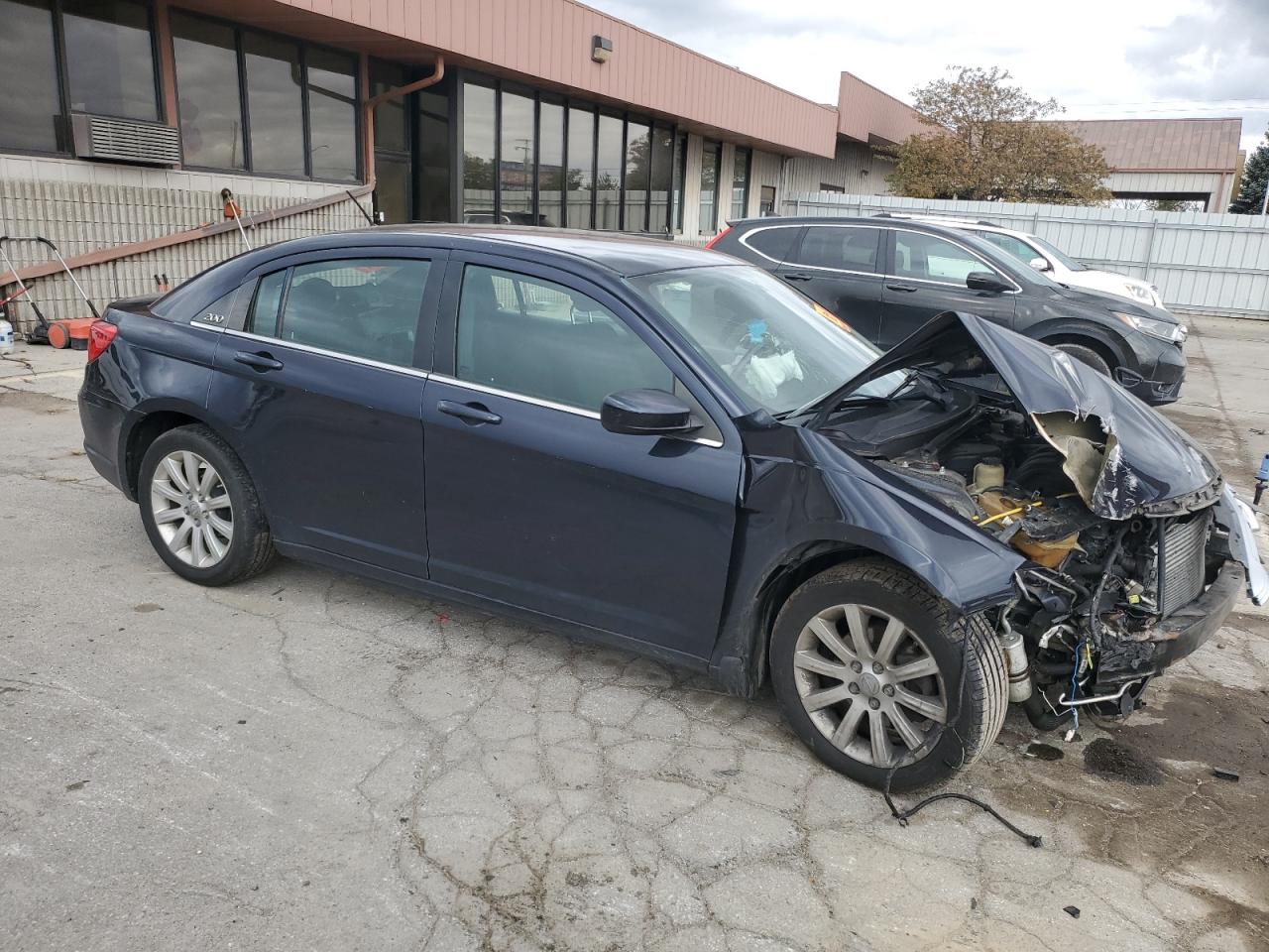 2012 Chrysler 200 - Image 4