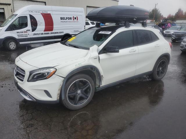 Parquets MERCEDES-BENZ GLA-CLASS 2015 White