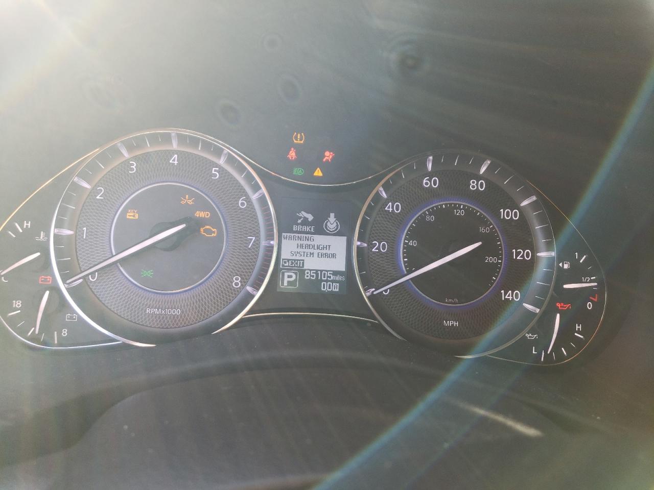 2019 Infiniti QX80 - Image 9
