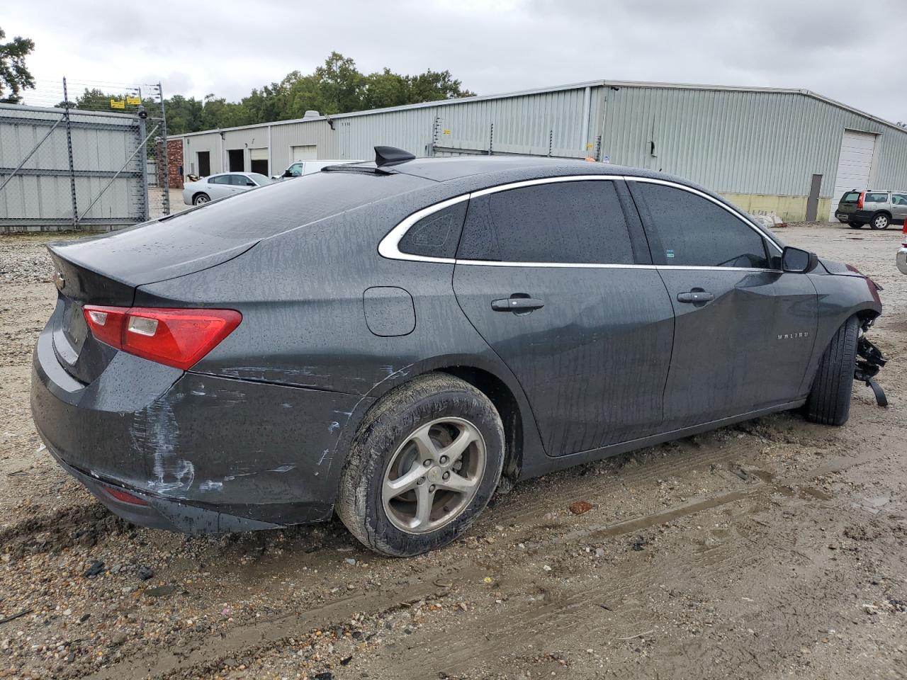 2018 Chevrolet Malibu - Image 3