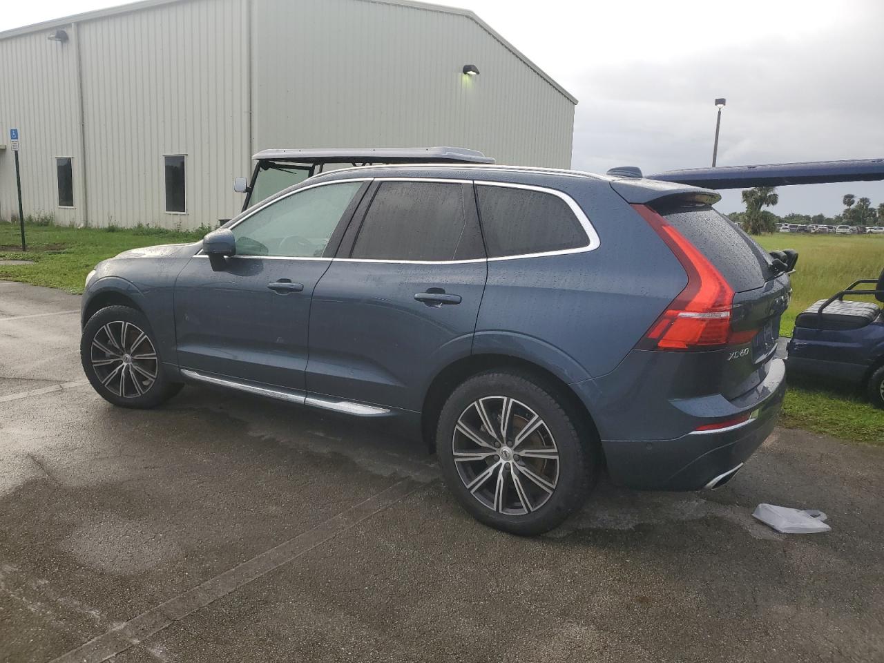 2021 Volvo XC60 - Image 2