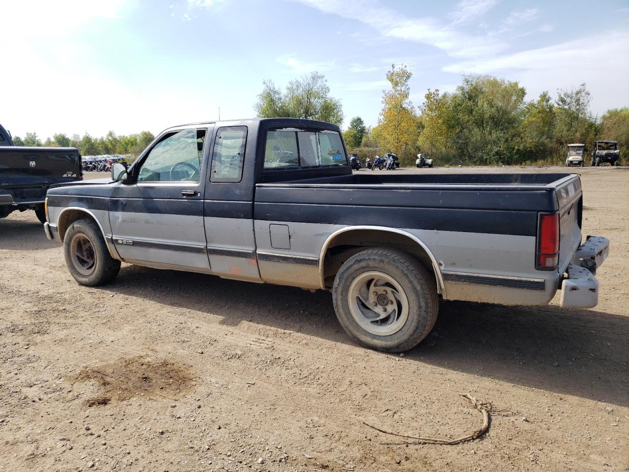 1993 Chevrolet S-10 Pickup - Image 2