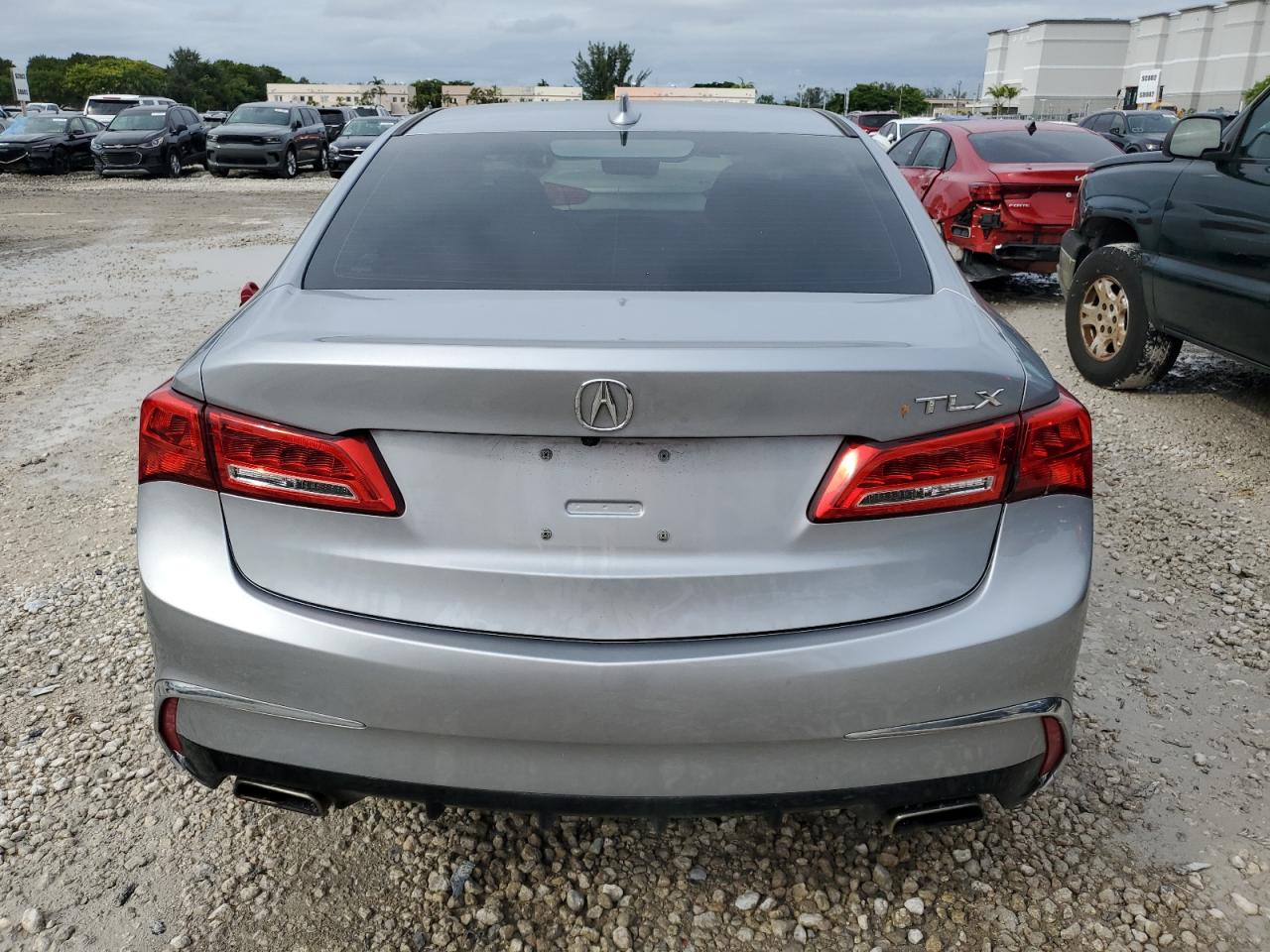 19UUB2F30JA009898 2018 Acura Tlx