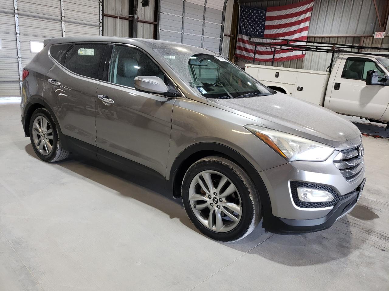 2013 Hyundai Santa Fe - Image 4