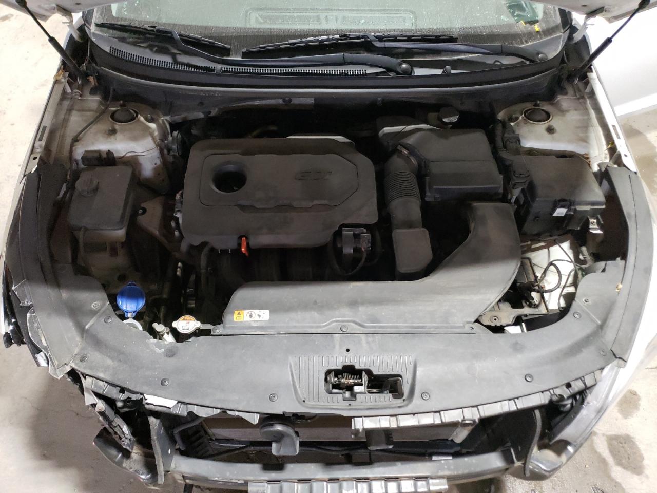 2015 Hyundai Sonata - Image 11