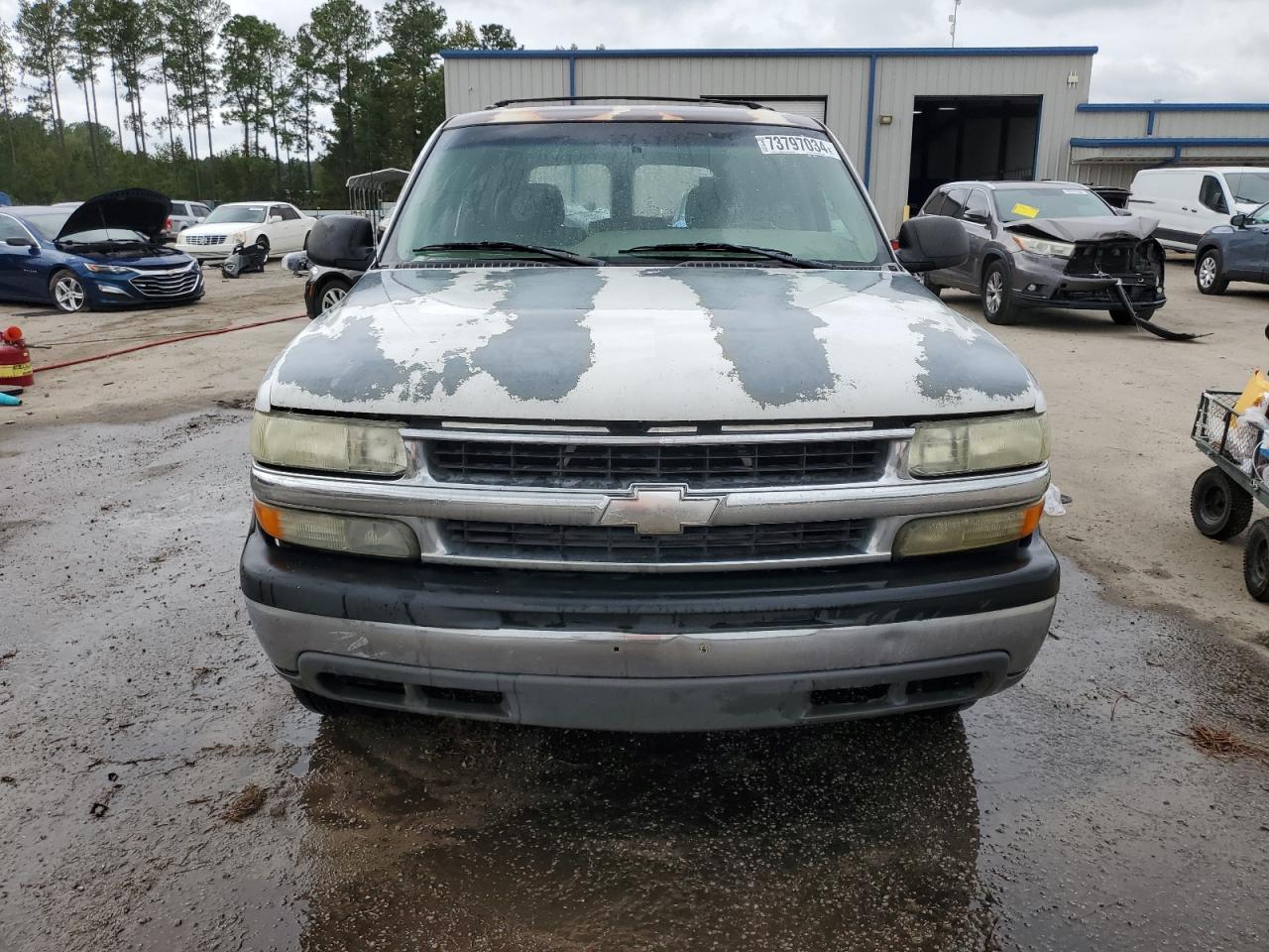 2003 Chevrolet Tahoe - Image 5