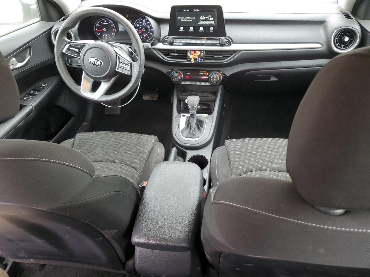 2019 Kia Forte - Image 8