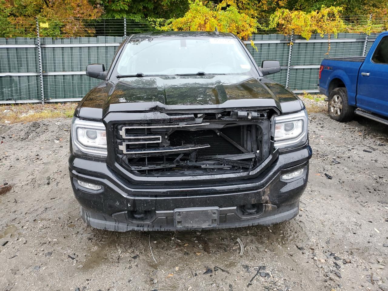 2018 GMC Sierra - Image 5