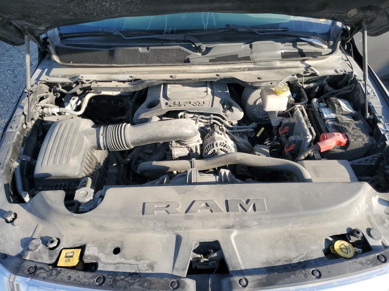 2020 RAM 1500 - Image 12