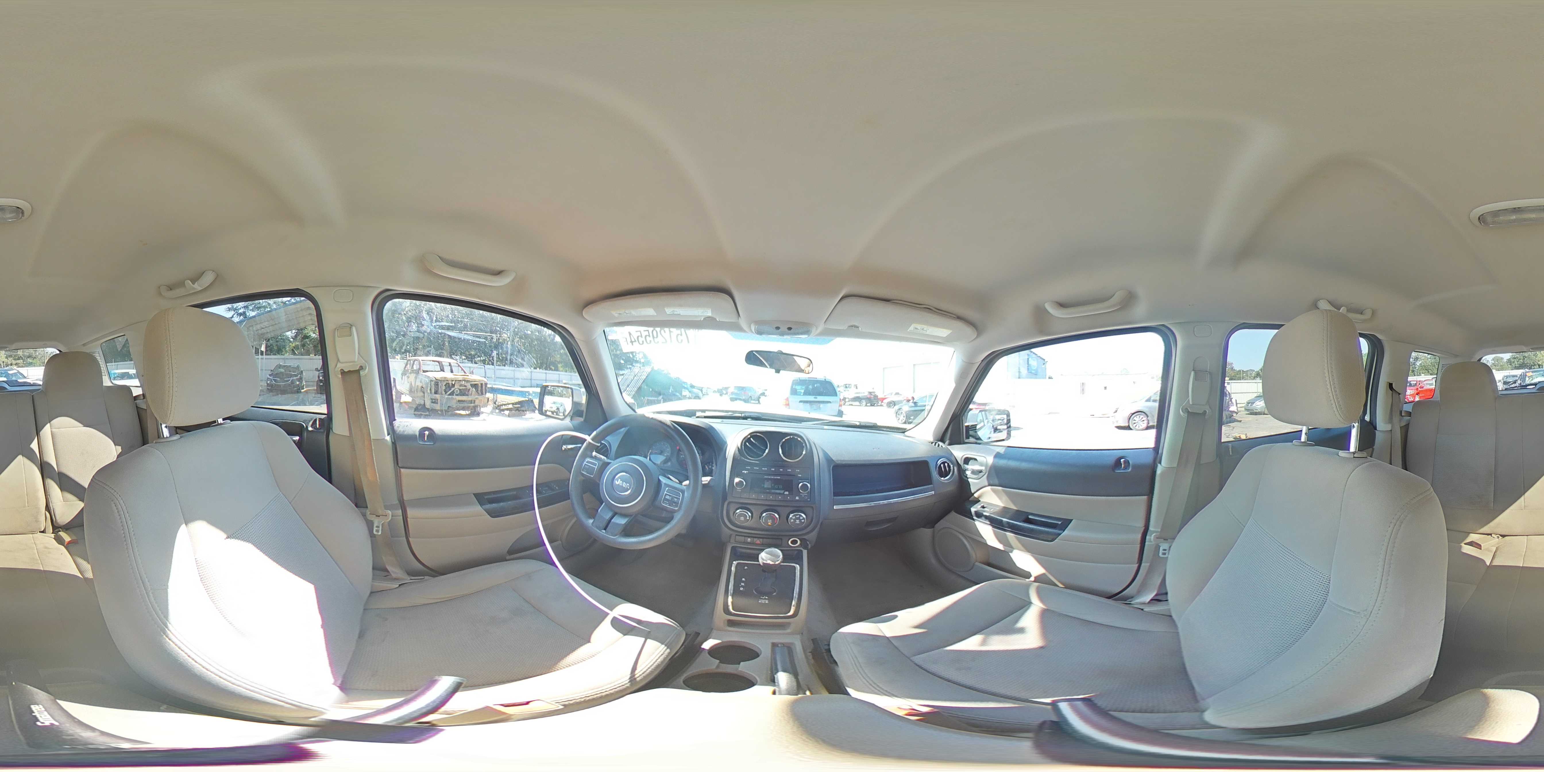 2014 Jeep Liberty (Patriot) - Image 14