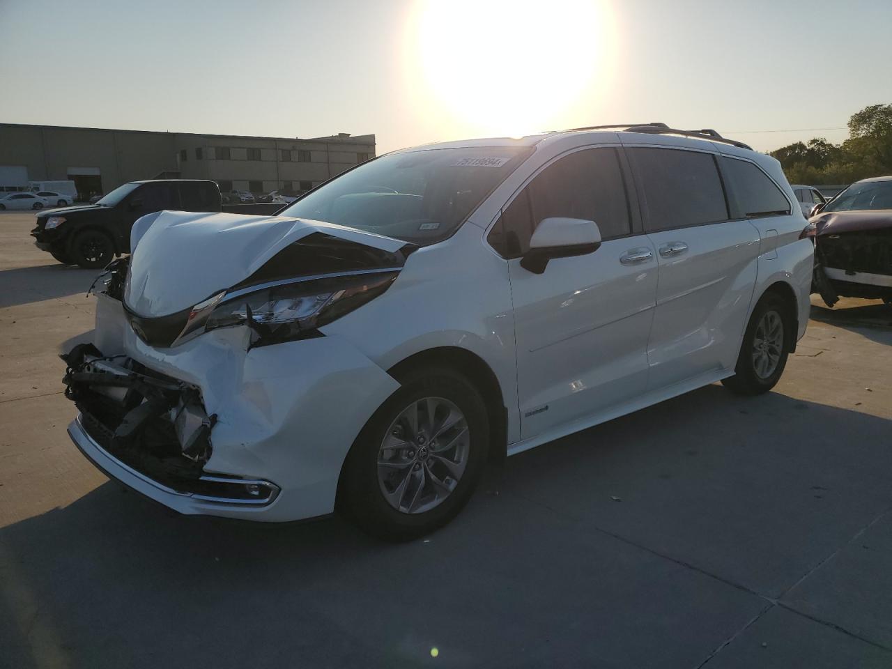 5TDYRKEC5MS044652 2021 TOYOTA SIENNA - Image 1