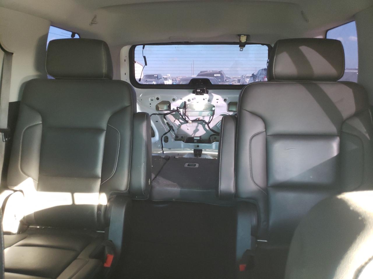 2018 GMC Yukon - Image 10