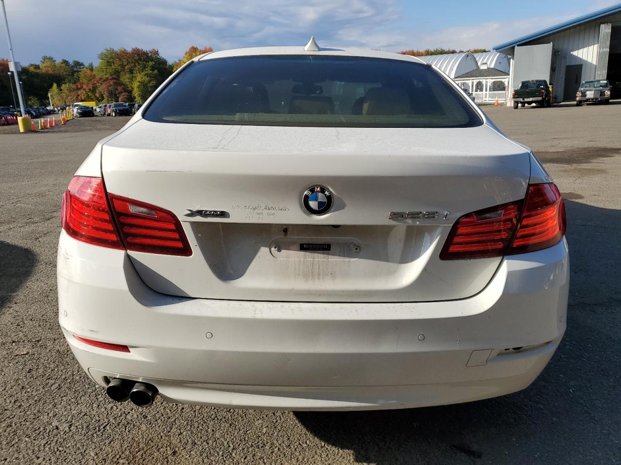 2014 BMW 528 Xi VIN: WBA5A7C54ED617045 Lot: 75250174