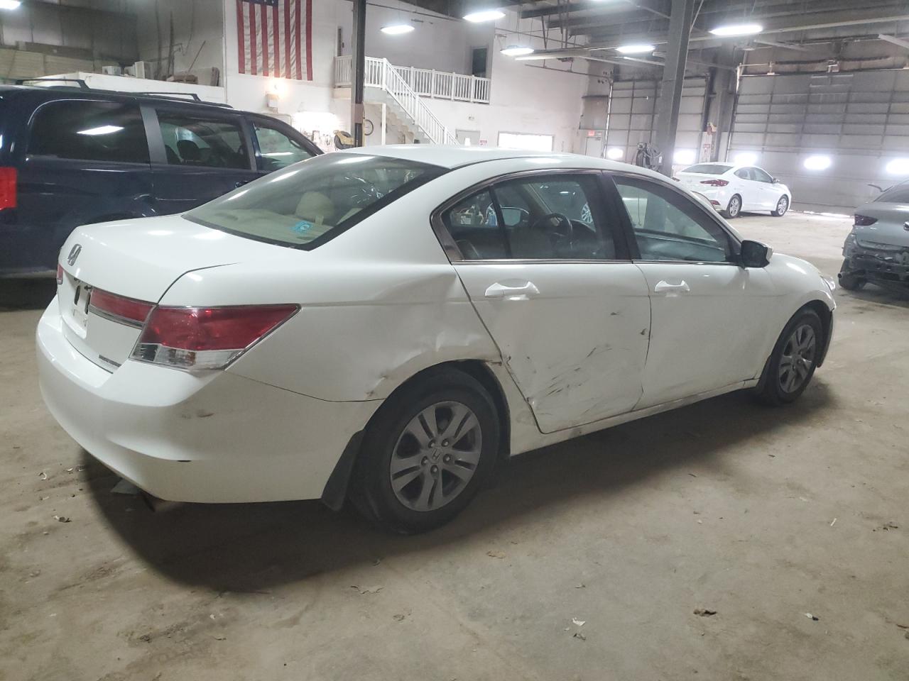 2012 Honda Accord - Image 3