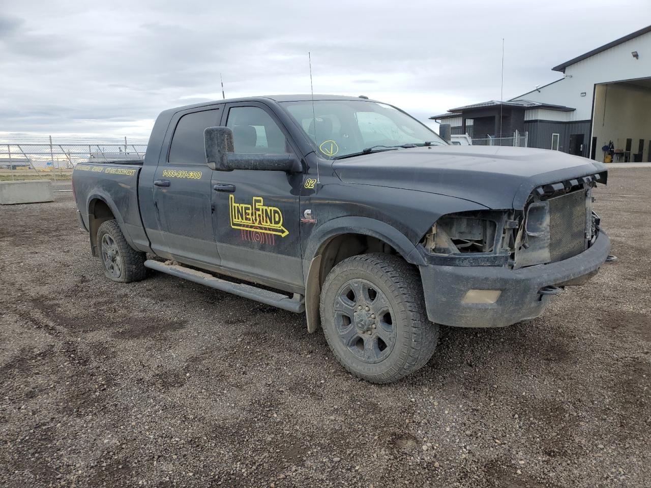 2015 RAM 3500 - Image 4