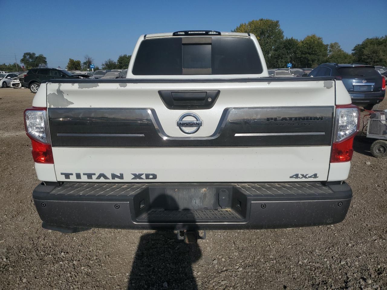 1N6BA1F44HN541022 2017 Nissan Titan Xd Sl