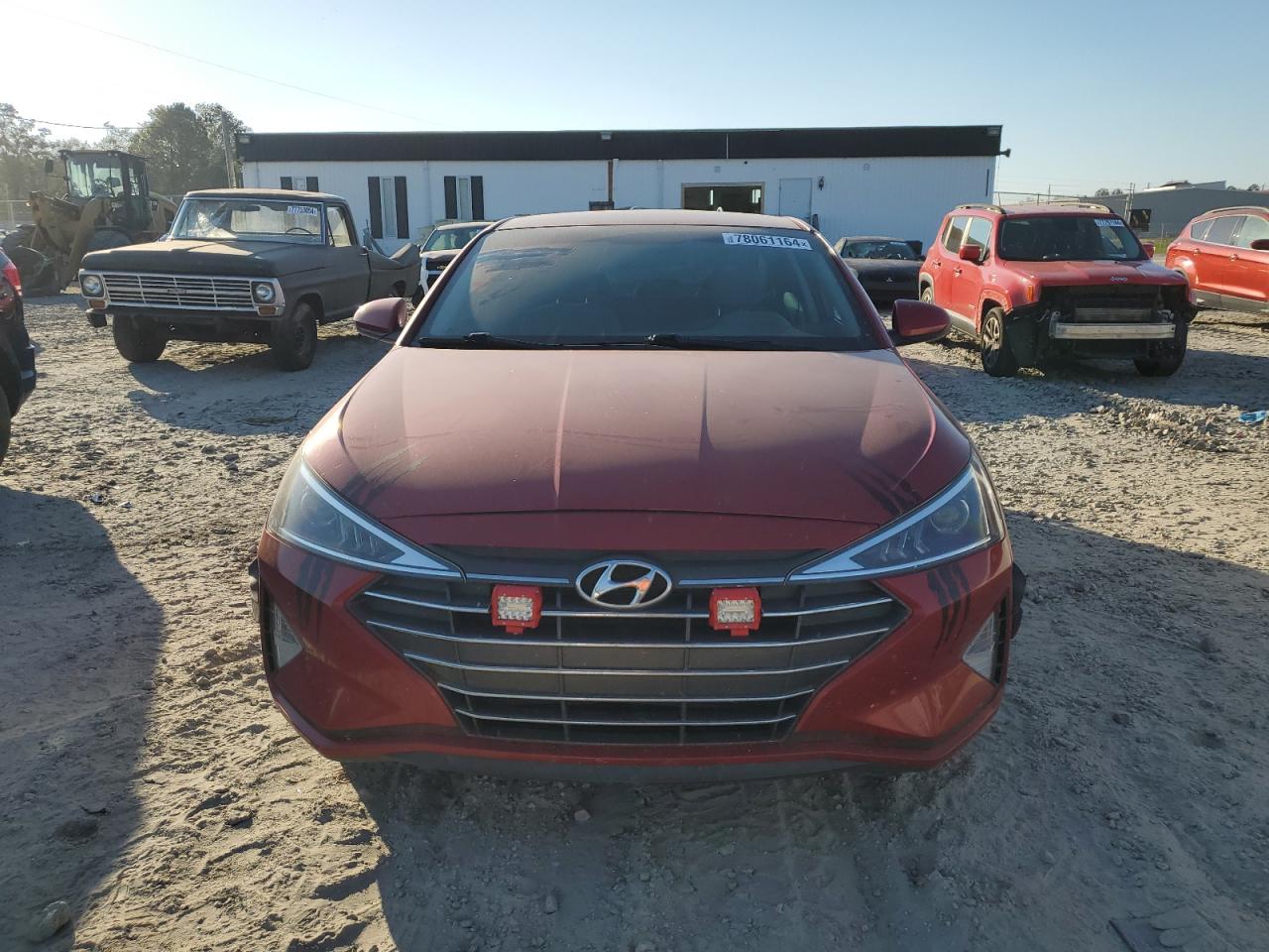 2019 Hyundai Elantra - Image 5