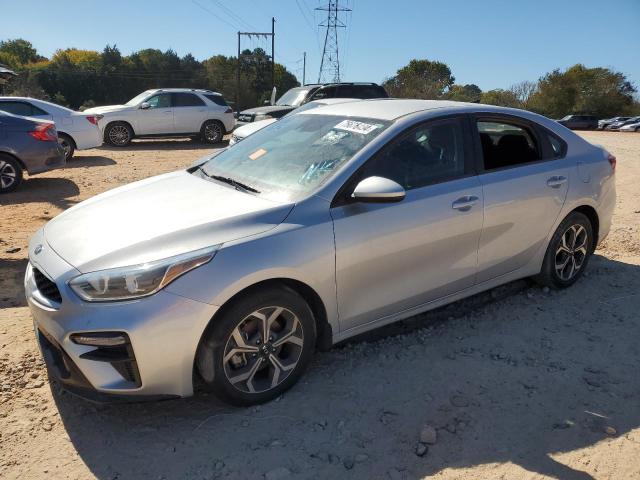 3KPF24AD1LE240599 Kia Forte FE