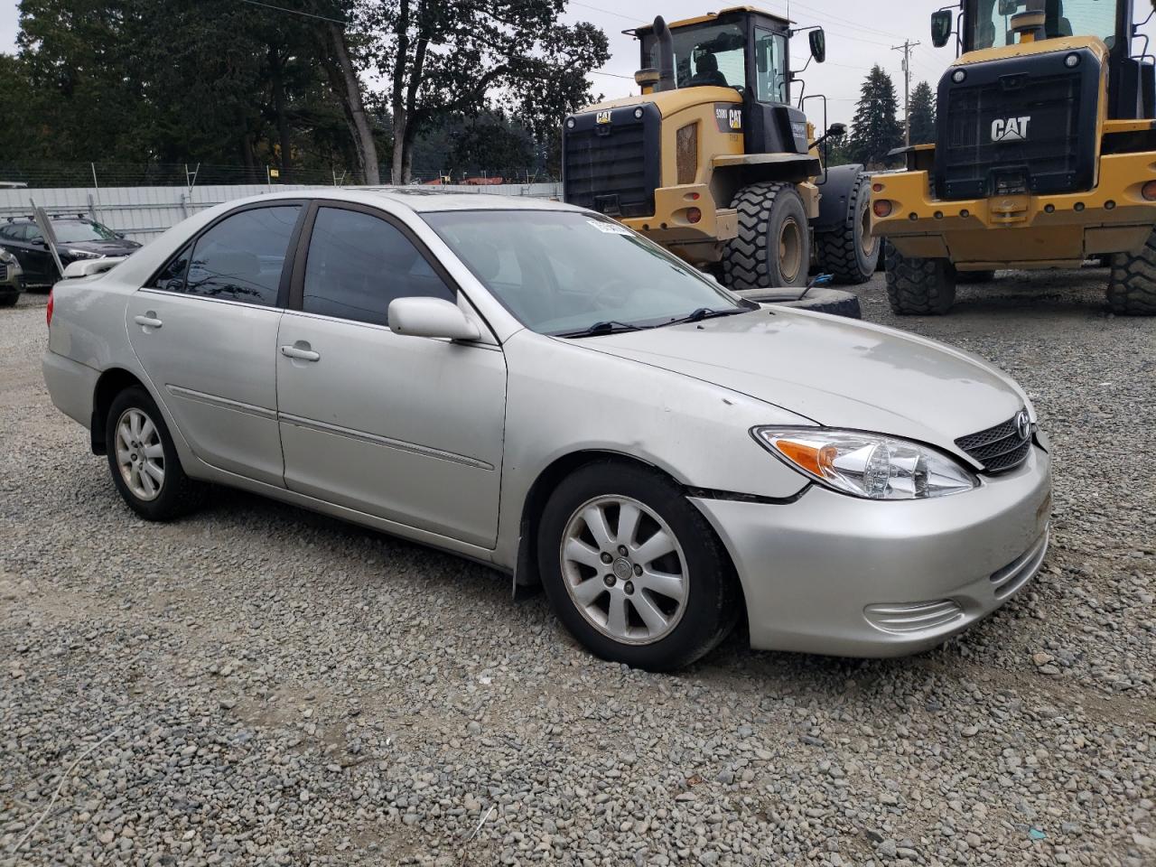 2004 Toyota Camry - Image 4