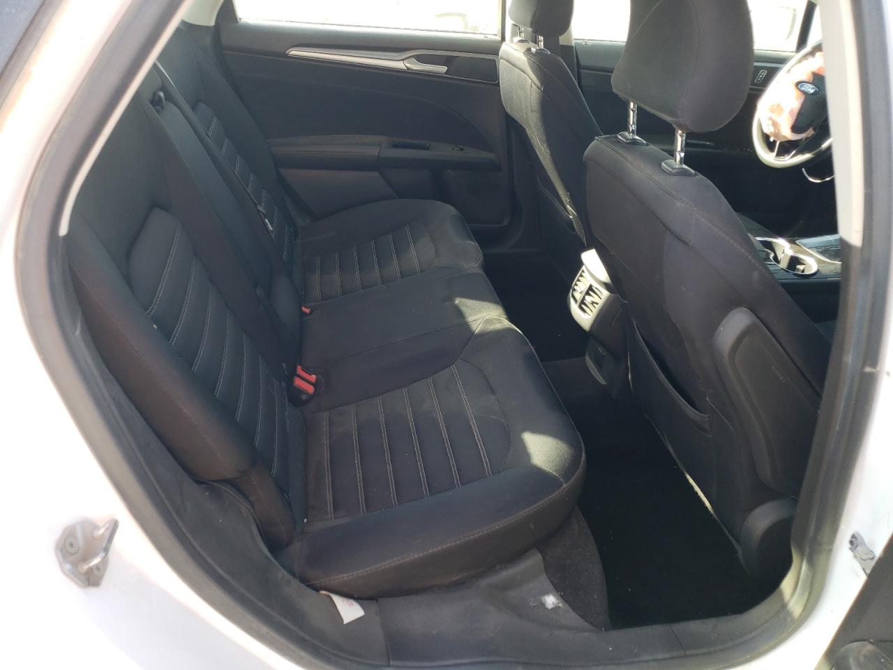 2015 Ford Fusion - Image 11