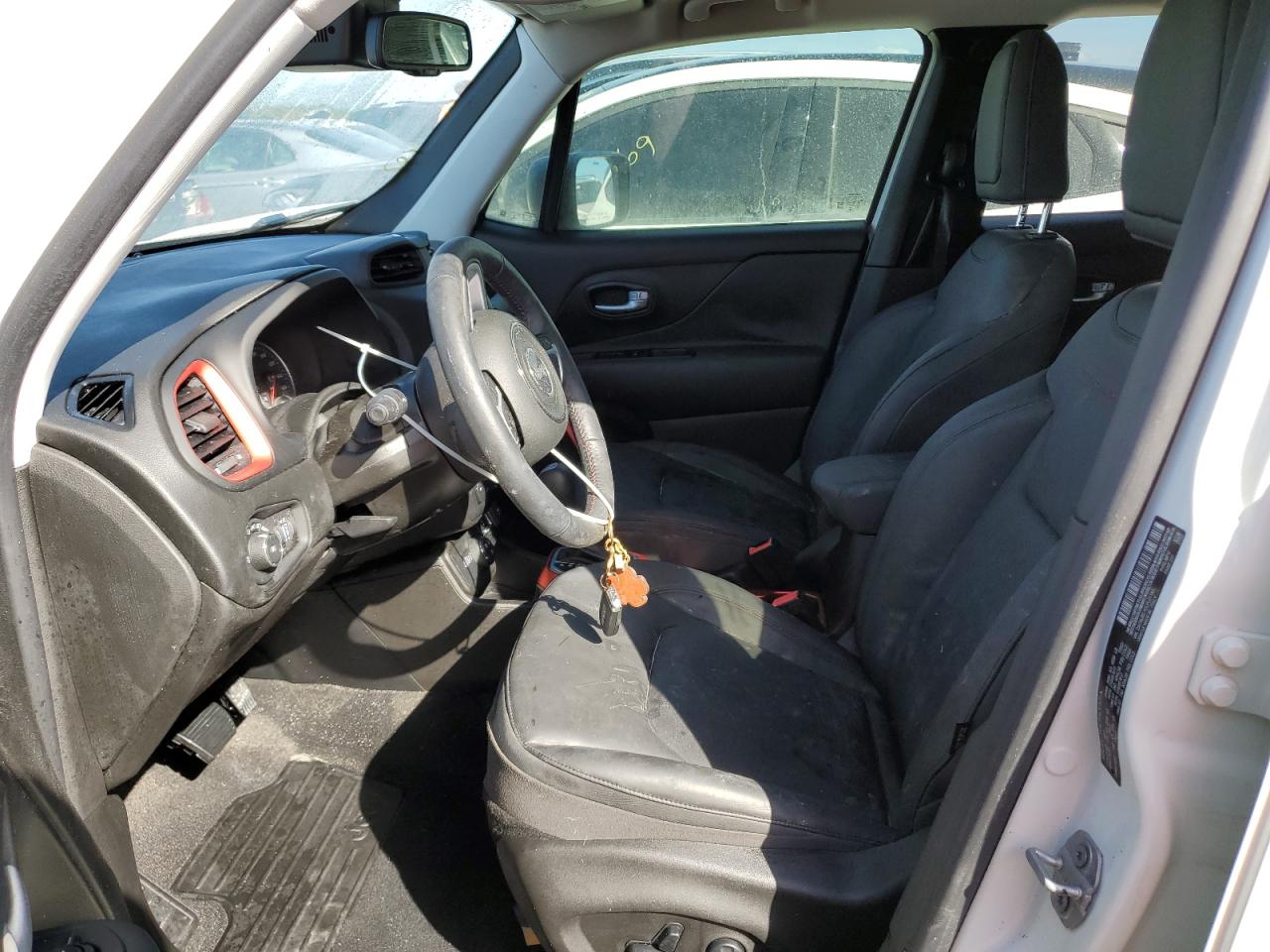 2020 Jeep Renegade - Image 7