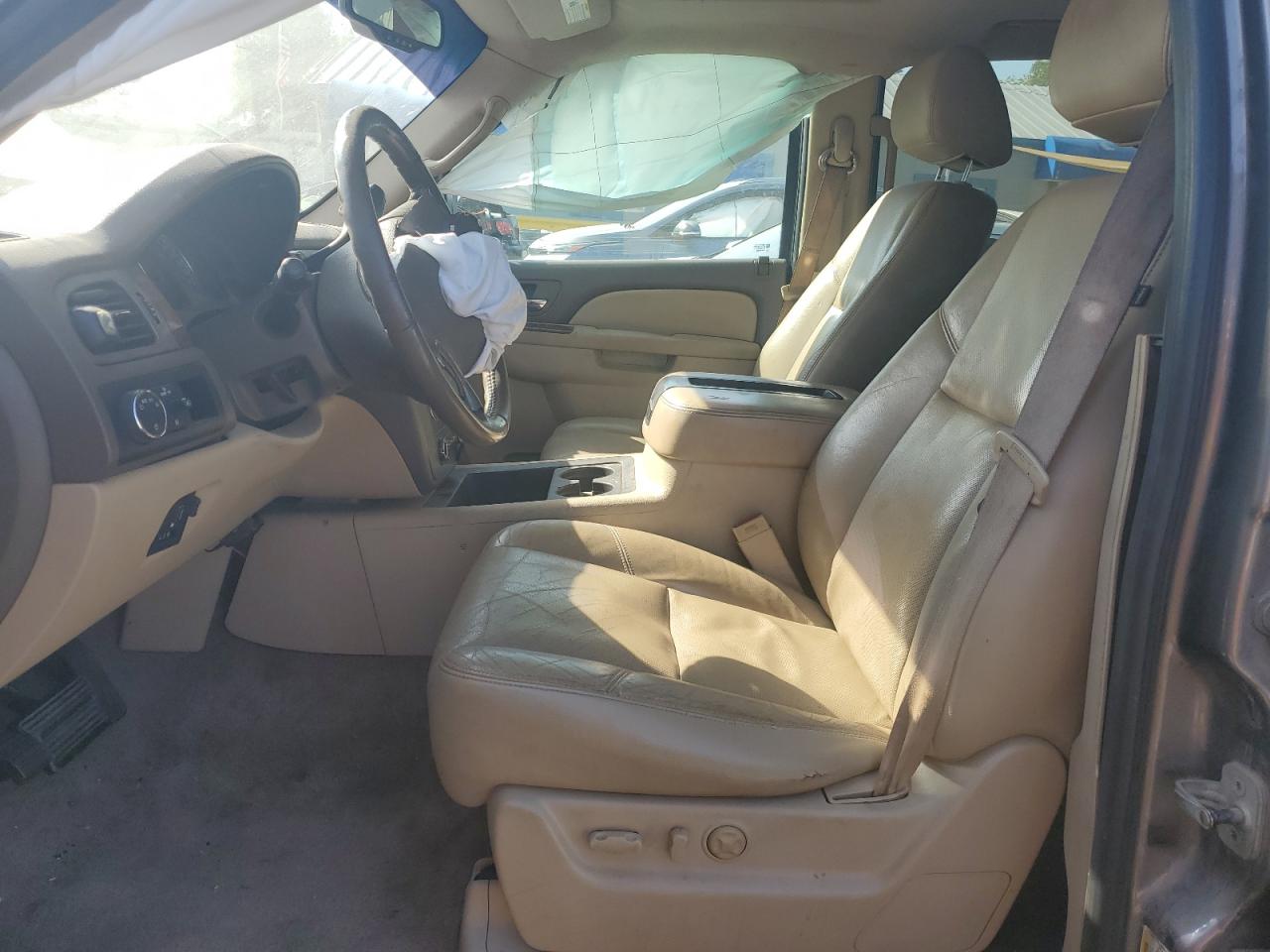 2011 GMC Yukon - Image 7