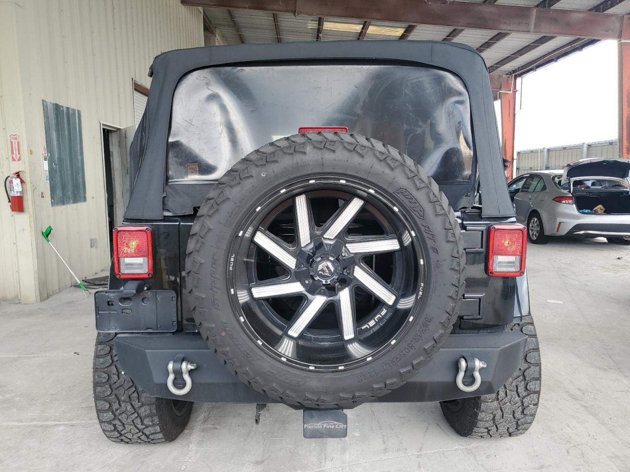 2015 Jeep Wrangler Unlimited Sahara VIN: 1C4BJWEG5FL556780 Lot: 75529614