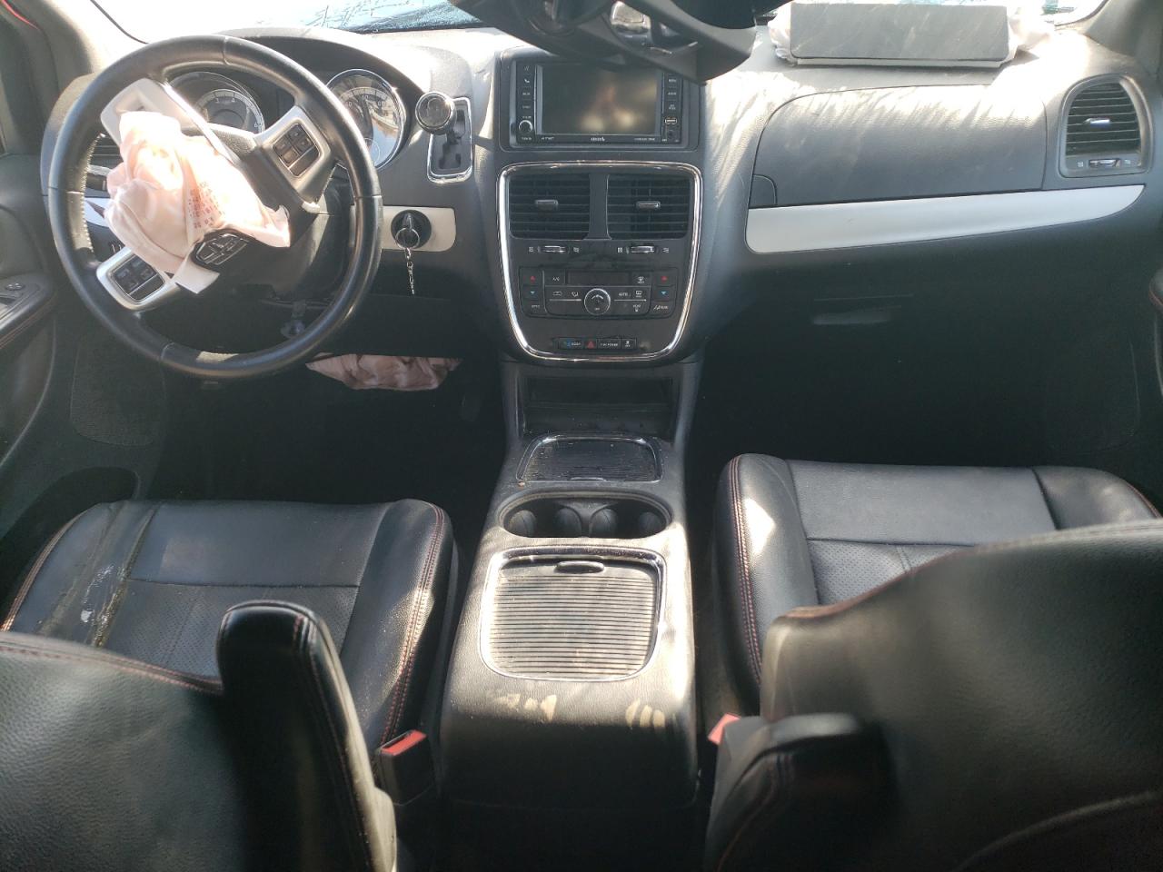 2016 Dodge Caravan - Image 8